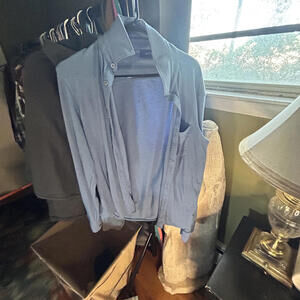 APT.9 Men's Light Blue Button-Up Shirt - Medium